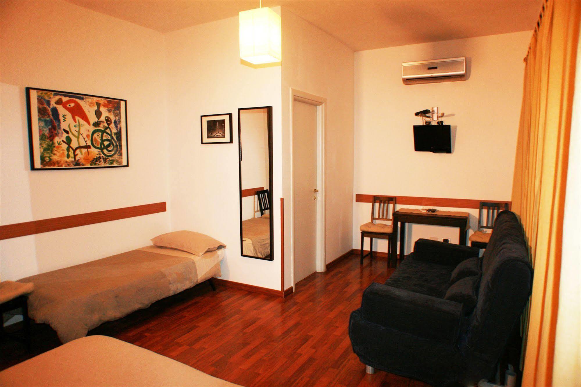 Lt Rooms Рим Экстерьер фото